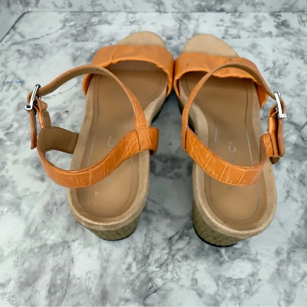 VIONIC Hoola Aileen Crocodile  Strap Wedge Comfort Melon Sandals Women’s Sz 9.5